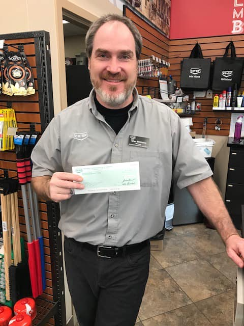 Mid Island Co-op cheque presentation to Chemainus Harvest House